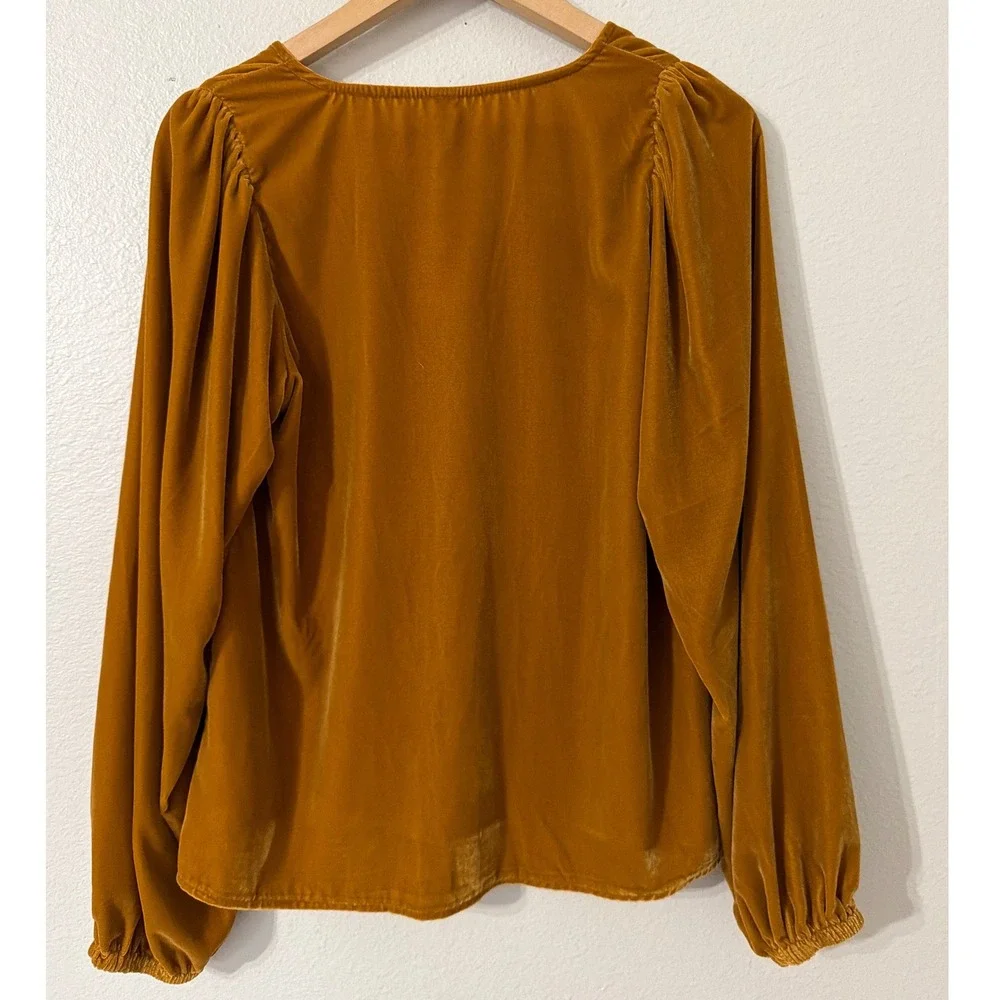 Old Navy Women Gold Velvet Puff Sleeve V-Neck Button Front Blouse‎ Sz S Tall NEW